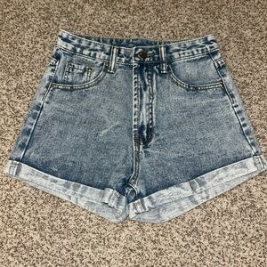 jean shorts!
